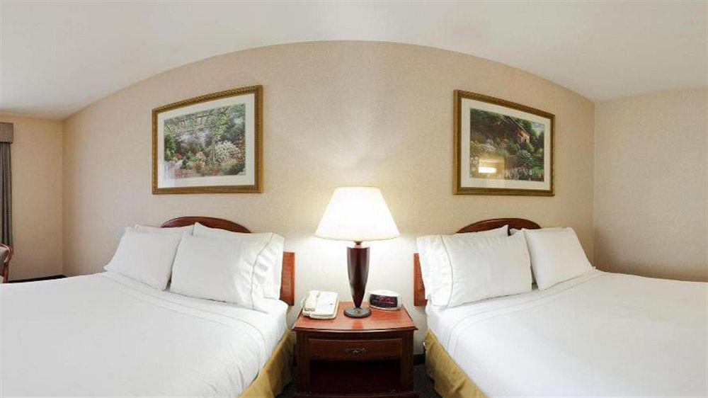 Keene Elm City Hotel, Ascend Hotel Collection Luaran gambar