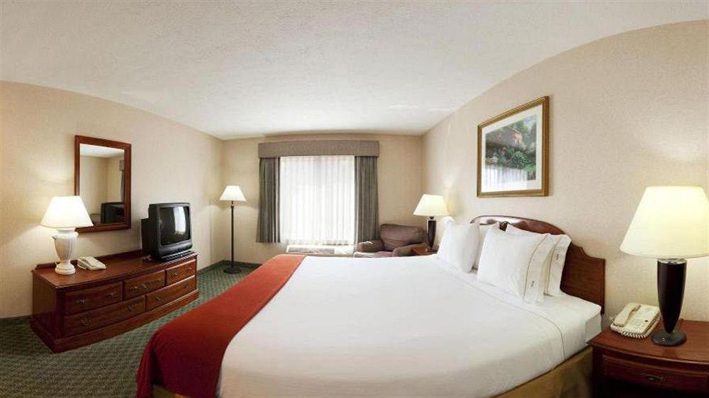 Keene Elm City Hotel, Ascend Hotel Collection Luaran gambar