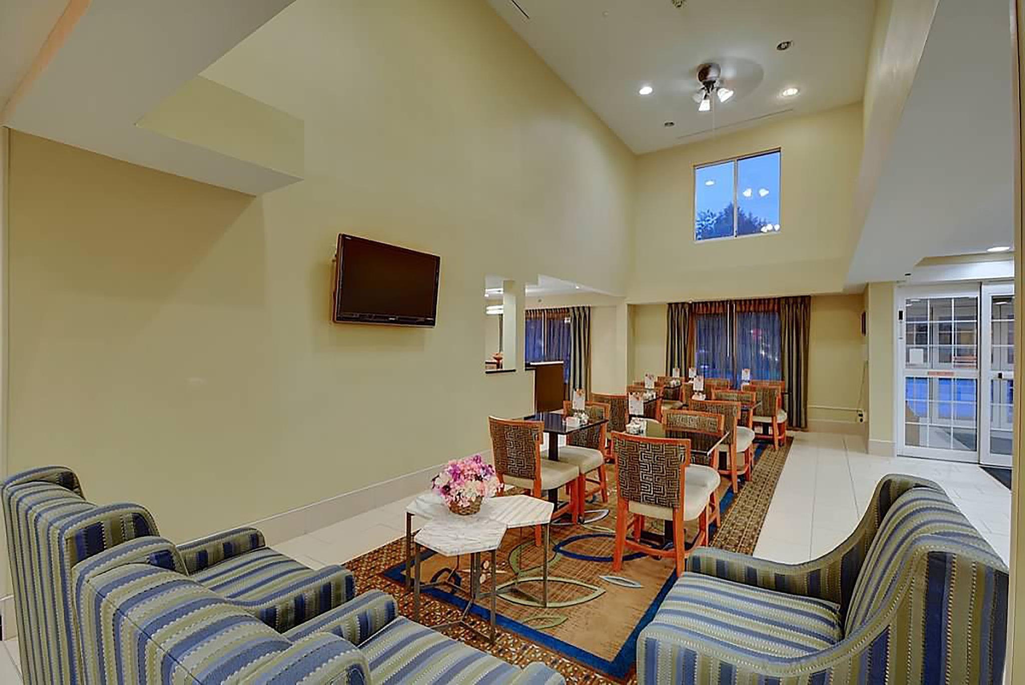Keene Elm City Hotel, Ascend Hotel Collection Luaran gambar