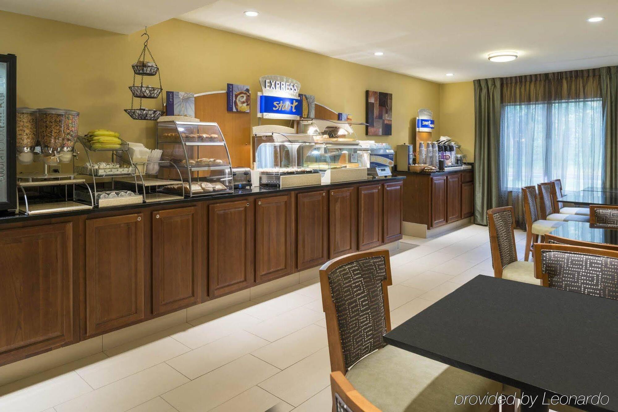 Keene Elm City Hotel, Ascend Hotel Collection Luaran gambar